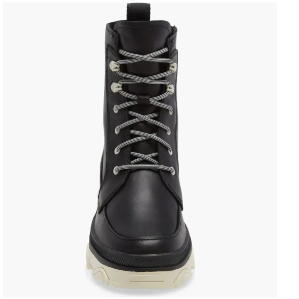 NIB $200 SOREL Brex™ Lace-Up Waterproof Bootie (Women) in size 9.5!